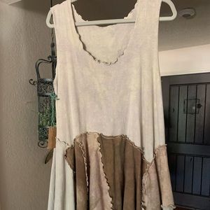 Hippie meets steampunk tiered dress.